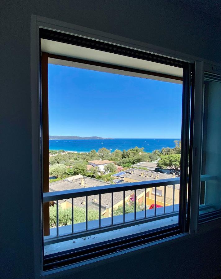 Mimosas - Bel Avec Vue Imprenable Sur La Baie Appartement